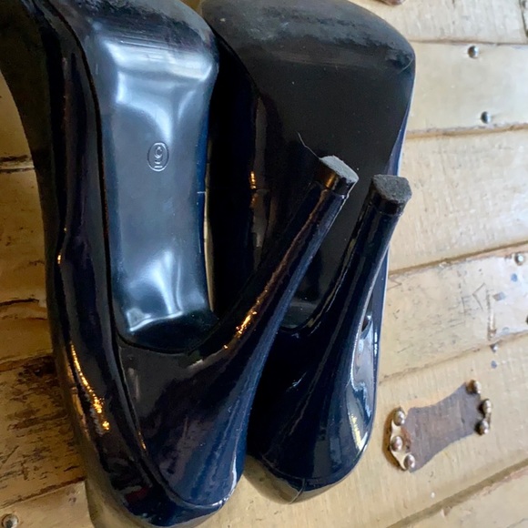 MOSSIMO TARGET VEGAN PATENT HIGH HEEL PUMPS 9 - Picture 10 of 14